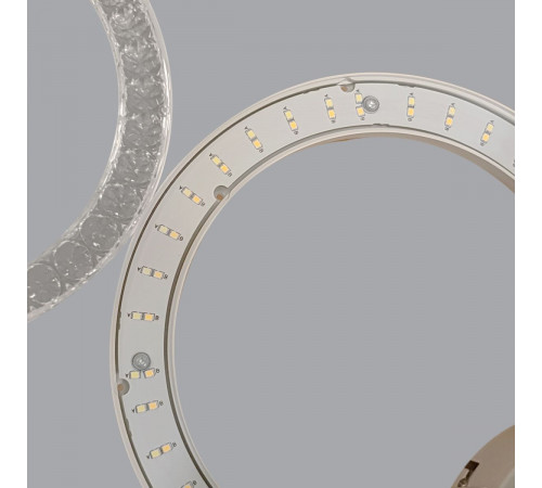 Потолочная люстра Reluce 09847-0.3-4+4A WH