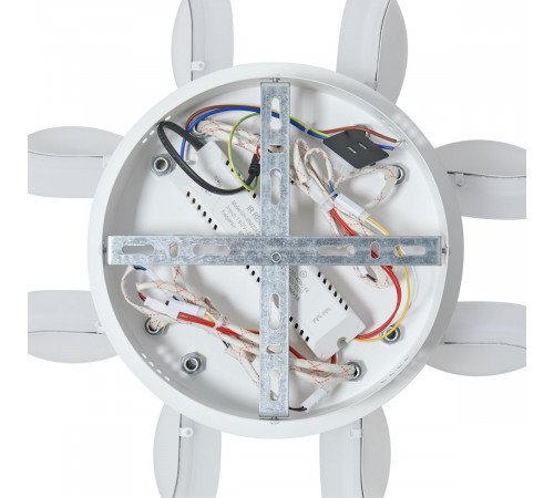 Потолочный светильник Freya Market FR6199CL-L200W