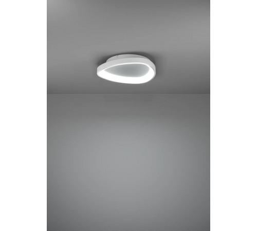 Потолочный светильник Eglo Loretello 901583