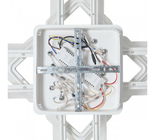 Потолочный светильник Freya Market FR6199CL-L230W