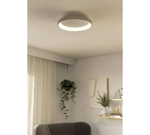 Потолочный светильник Eglo Loretello 901249