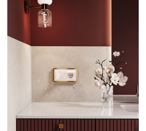 Рамка на 2 поста Baguette белый/золотистая латунь 4690389219672 W0022853 a072283