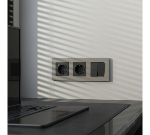 Рамка на 3 поста Werkel Slab (дымчатый софт) W0032917 4690389218439 a071626