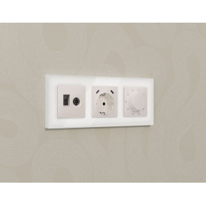 Комплект механизма электрической розетки 2USB С+C 20W Ambrella Volt MA210510 (быстрая зарядка) с/з на винтовых зажимах 16A-250V Alfa Жемчуг Quant