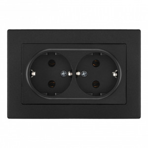 Розетка двойная с/з и шторками Arte Milano SET06-double-40-2 black