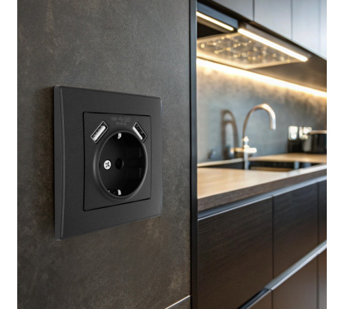 Комплект розетки с/з и шторками + USB и рамкой Arte Milano SET06-1-47-1 black Комплект розетки с/з и шторками + USB и рамкой Arte Milano SET06-1-47-1 black