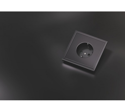 Накладка для розетки с заземлением и защитными шторками, S70 Metal (антрацит) Voltum VLSM000712