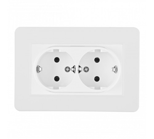 Розетка двойная с/з и шторками Arte Milano SET16-double-40-2 white Розетка двойная с/з и шторками Arte Milano SET16-double-40-2 white