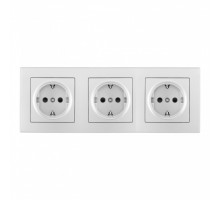 Розетка тройная (трехпостовая) с/з и шторками Arte Milano SET06-3-40-1x3 silver