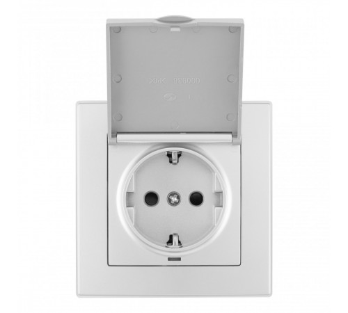 Комплект розетки с/з и шторками, защитной крышкой и рамкой Arte Milano SET06-1-41-1 silver Комплект розетки с/з и шторками, защитной крышкой и рамкой Arte Milano SET06-1-41-1 silver