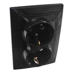 Розетка 2П+З двойная скрытой установки 16А 250В IP20, черная (керамика) 