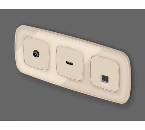 Комплект механизма компьютерной розетки Ambrella Volt RJ-45 (8P8C) CAT6A экранированной с автоматической защитной шторкой OMEGA MO332005 Бежевый матовый QUANT (OP3320, VM185)