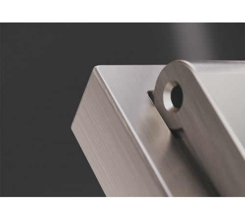 Накладка для розетки с заземлением защитными шторками и крышкой S70 Metal (никель) Voltum VLSM000811