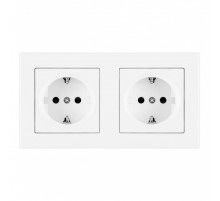 Розетка двойная (двухпостовая) с/з и шторками Arte Milano SET06-2-40-1x2 white