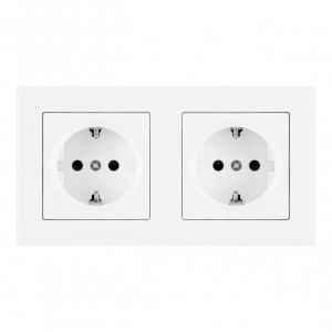Розетка двойная (двухпостовая) с/з и шторками Arte Milano SET06-2-40-1x2 white