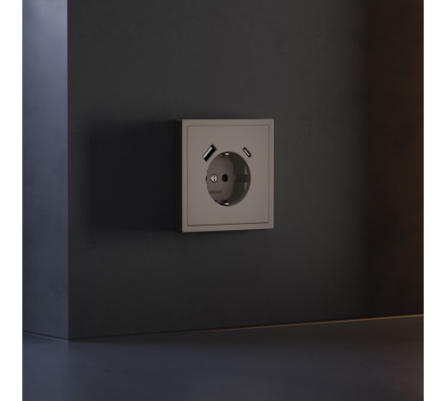 Накладка для розетки с заземлением и защитными шторками, с USB A+C Voltum S70 (капучино) VLS001014