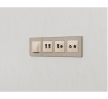 Комплект механизма компьютерной двойной розетки RJ-45 с автоматической защитной шторкой Alfa Бежевый глянец Quant Ambrella Volt MA312110 (AP3121, VM189)