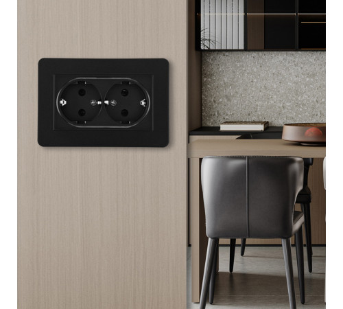 Розетка двойная с/з и шторками Arte Milano SET16-double-40-2 black Розетка двойная с/з и шторками Arte Milano SET16-double-40-2 black
