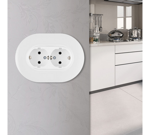 Круглая розетка двойная с/з и шторками Arte Milano SET08-double-40-2 white Круглая розетка двойная с/з и шторками Arte Milano SET08-double-40-2 white