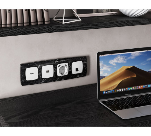 Комплект механизма компьютерной розетки Ambrella Volt RJ-45 (8P8C) CAT6A экранированной с автоматической защитной шторкой OMEGA MO132005 Белый матовый QUANT