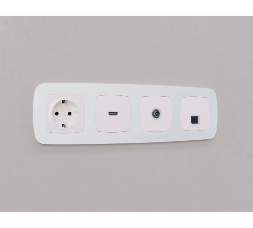 Комплект механизма компьютерной розетки Ambrella Volt RJ-45 (8P8C) CAT6A экранированной с автоматической защитной шторкой OMEGA MO212005 Жемчуг QUANT (OP2120, VM185)