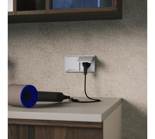 Накладка для розетки с заземлением, защитными шторками и крышкой Voltum S70 (серый) VLS000816