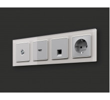 Комплект механизма компьютерной розетки RJ-45 экранированной с автоматической защитной шторкой Alfa Серебро глянец Quant Ambrella Volt MA412005 (AP4120, VM185)