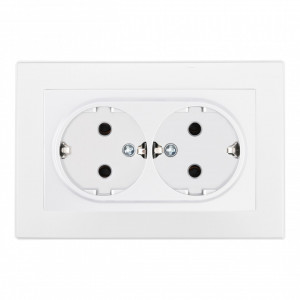 Розетка двойная с/з и шторками Arte Milano SET06-double-40-2 white