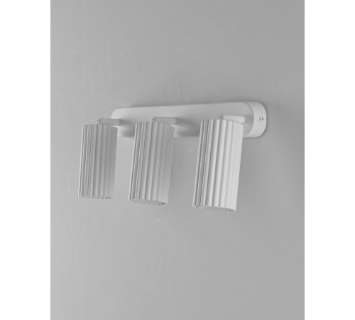 Спот Moderli Cora V11776-3C