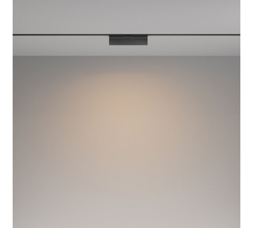 Трековый светодиодный светильник Maytoni Technical Basis TR036-4-12WTW-DSZ-B Трековый светодиодный светильник Maytoni Technical Basis TR036-4-12WTW-DSZ-B