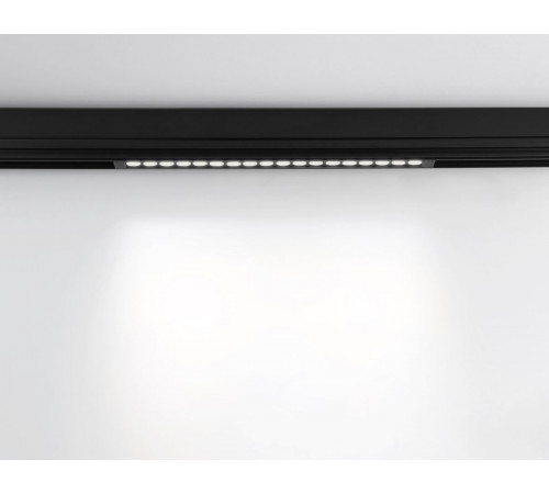 Трековый светодиодный светильник Ambrella Light Track System GL1740 Трековый светодиодный светильник Ambrella Light Track System GL1740