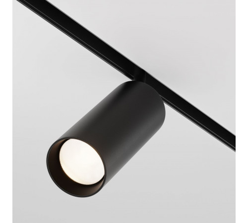 Трековый магнитный светильник Maytoni Focus LED TR032-4-20WTW-M-DD2-B Трековый магнитный светильник Maytoni Focus LED TR032-4-20WTW-M-DD2-B