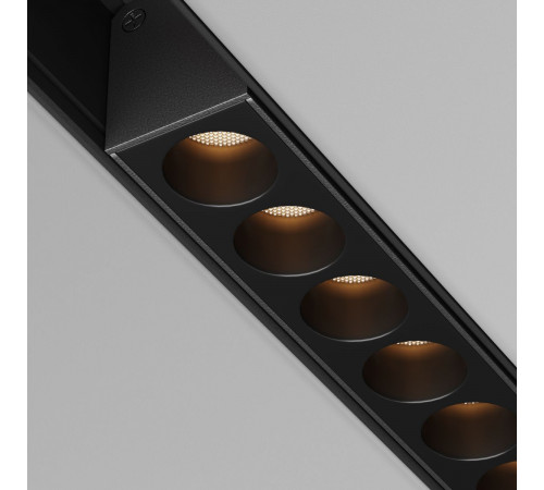 Трековый магнитный светильник Maytoni Technical Points TR031-2-6W3K-B