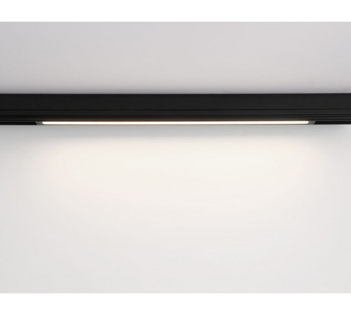 Трековый светодиодный светильник Ambrella Light Track System GL1680 Трековый светодиодный светильник Ambrella Light Track System GL1680