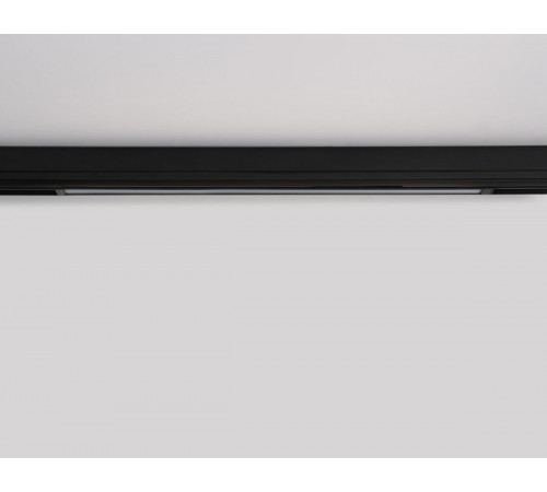 Трековый светодиодный светильник Ambrella Light Track System GL1680 Трековый светодиодный светильник Ambrella Light Track System GL1680