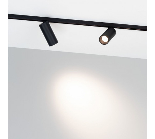 Трековый магнитный светильник Arlight MAG-MICROCOSM-SPOT-R35-5W Warm2700 (BK, 36 deg, 24V) 055468
