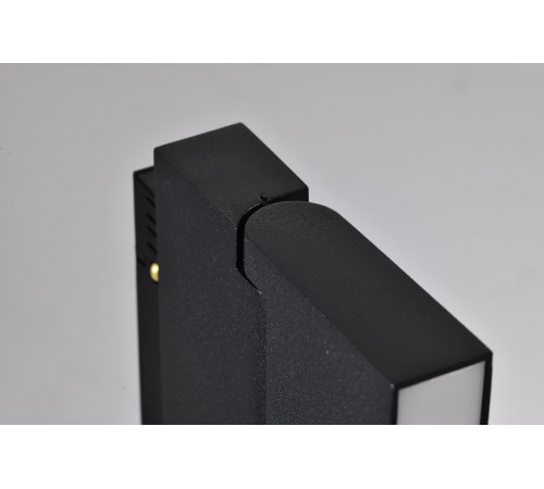 Трековый магнитный светильник Myfar Flow MT0212-16W4K-B Трековый магнитный светильник Myfar Flow MT0212-16W4K-B
