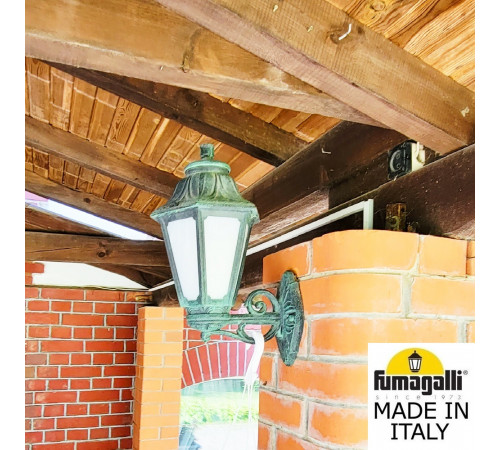 Уличный настенный светильник Fumagalli BISSO/ANNA E22.131.000.VYE27