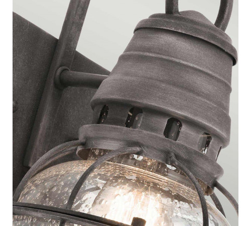 Уличный настенный светильник Kichler KL-BRIDGEPOINT-S