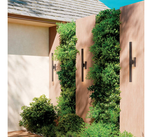 Уличный настенный светильник Kichler KL-NOCAR-L-BK