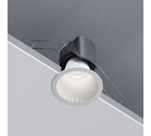 Встраиваемый светильник Elektrostandard Arco 15274/LED 4690389217357 a070920 Встраиваемый светильник Elektrostandard Arco 15274/LED 4690389217357 a070920