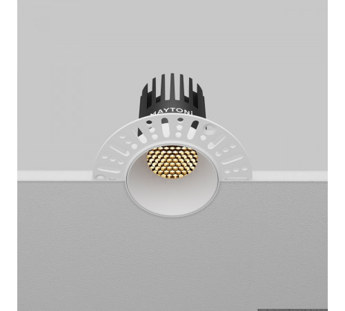 Встраиваемый светильник Maytoni Dip DL119-10W-2.7K-TRS-W Встраиваемый светильник Maytoni Dip DL119-10W-2.7K-TRS-W