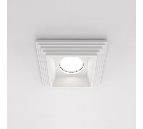 Встраиваемый светильник Maytoni Gyps Modern DL005-1-01-W-1