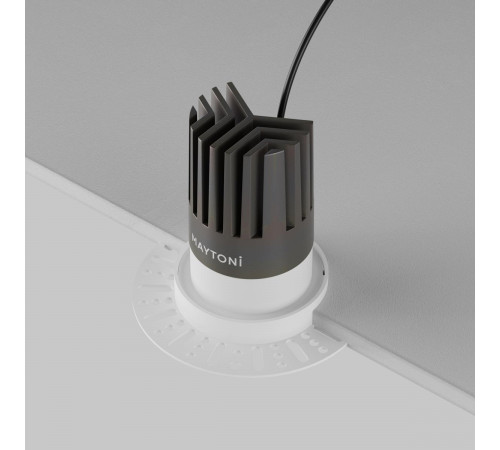Встраиваемый светильник Maytoni Technical Dip DL121-15W-3K-TRS-W