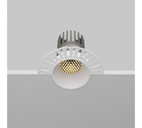 Встраиваемый светильник Maytoni Technical Dip DL124-10W-2.7K-TRS-W Встраиваемый светильник Maytoni Technical Dip DL124-10W-2.7K-TRS-W