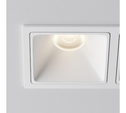 Встраиваемый светильник Maytoni Alfa LED DL043-02-10W4K-SQ-W-1 Встраиваемый светильник Maytoni Alfa LED DL043-02-10W4K-SQ-W-1
