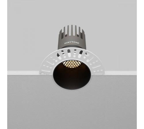 Встраиваемый светильник Maytoni Technical Dip DL120-10W-3K-TRS-B Встраиваемый светильник Maytoni Technical Dip DL120-10W-3K-TRS-B