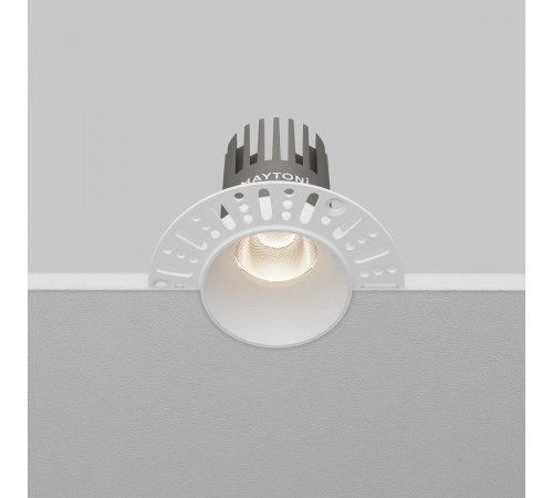 Встраиваемый светильник Maytoni Technical Dip DL124-10W-4K-TRS-W