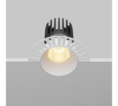 Встраиваемый светильник Maytoni Dip DL121-15W-2.7K-TRS-W Встраиваемый светильник Maytoni Dip DL121-15W-2.7K-TRS-W