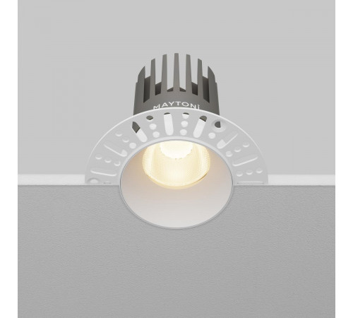 Встраиваемый светильник Maytoni Technical Dip DL121-15W-3K-TRS-W
